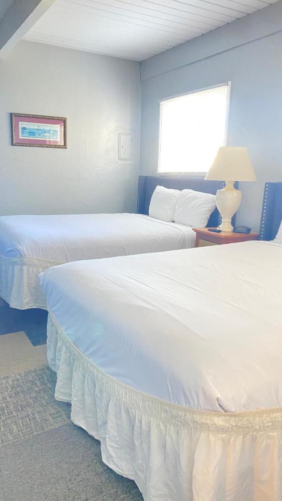 One-Bedroom Suite with Two Queen Beds interior